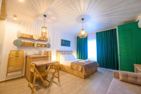 Foa Green Studio, Mamaia